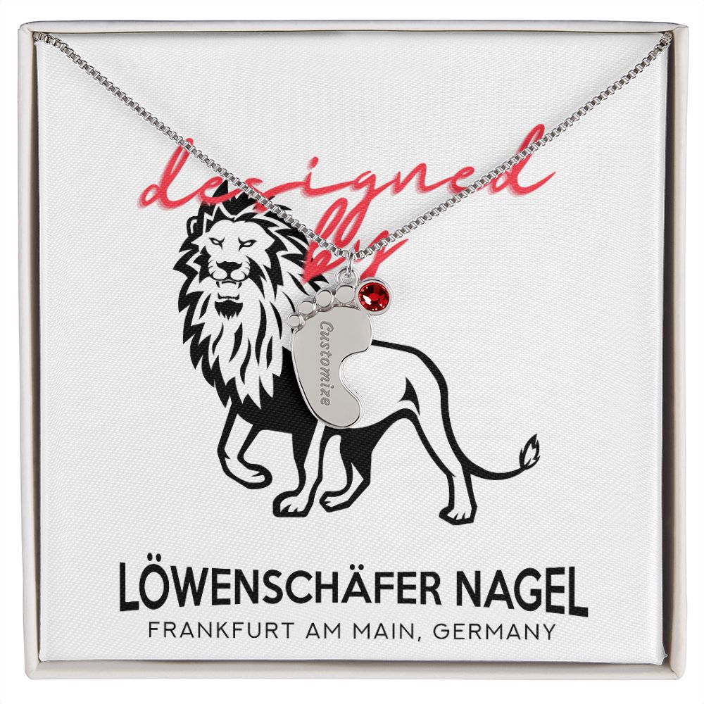 Eingravierte Babyfüße mit Geburtsstein-Amulett